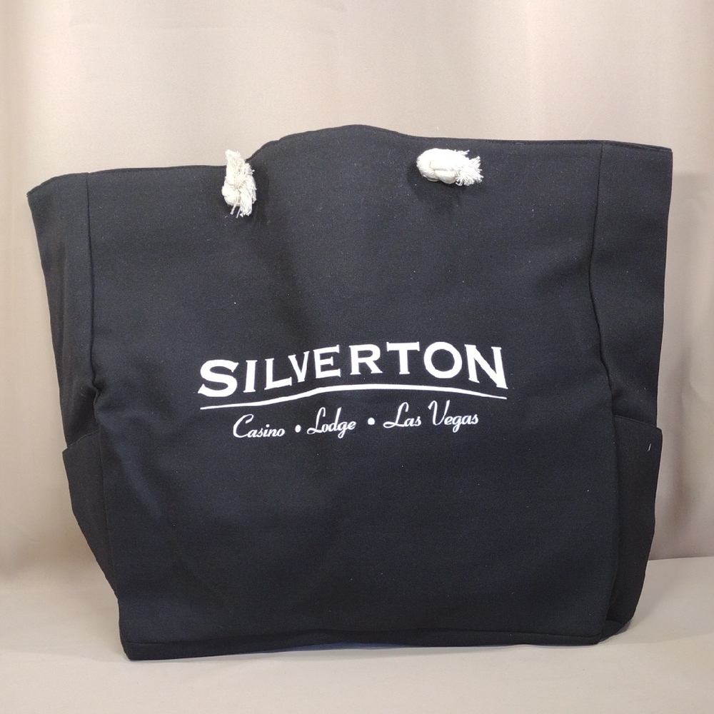 NWOT Las Vegas Silverton Casino Casual Beach Outdoor Black White Rope Tote Bag